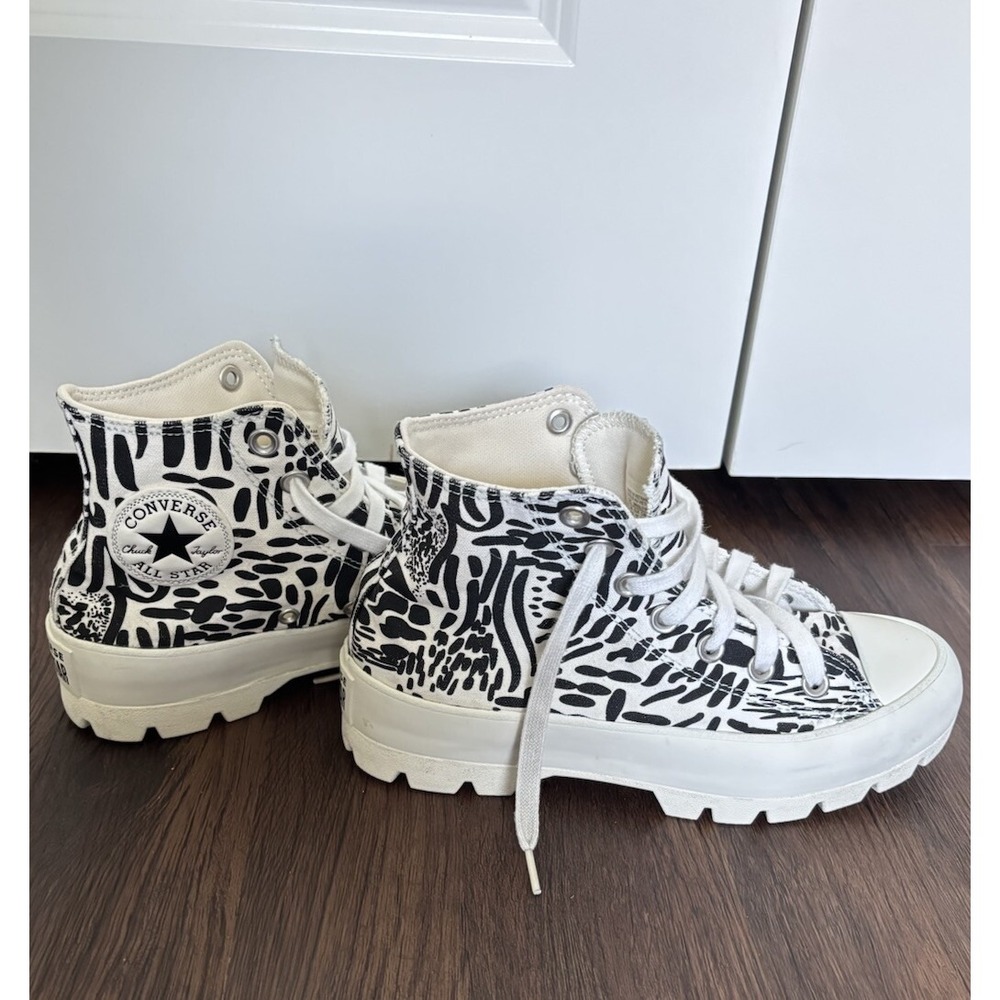 Size 6.5- Converse Chuck Taylor All Star Lugged High Jungle‎ Art W
